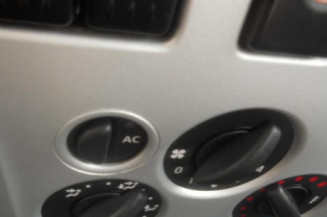 Interrupteur de leve vitre avant gauche DACIA LOGAN MCV 1