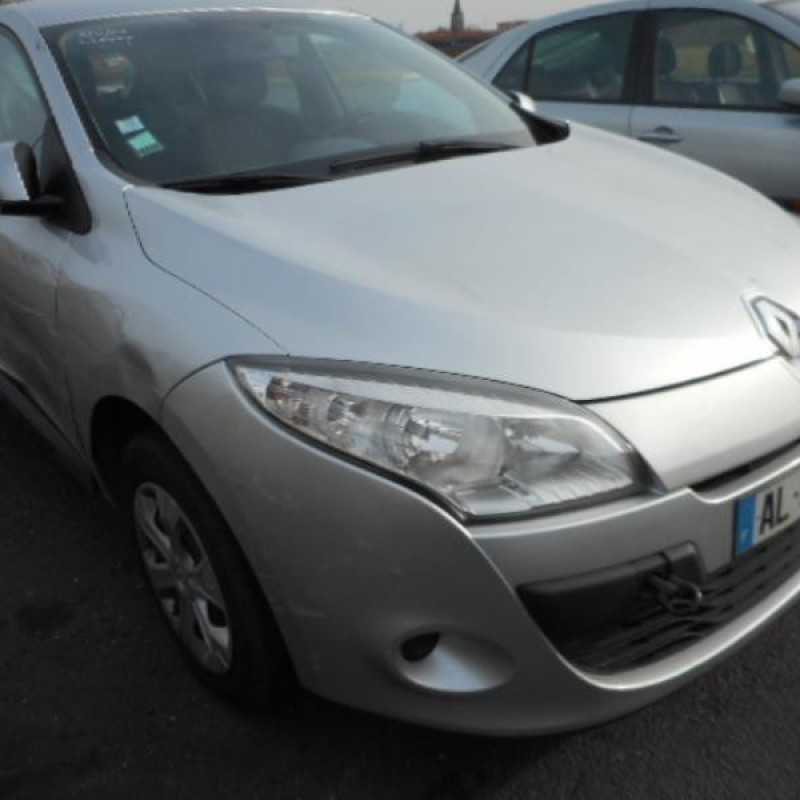 Pretensionneur de ceinture arriere gauche RENAULT MEGANE 3 Photo n°5