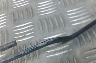 Bras essuie glace avant gauche SKODA OCTAVIA 1