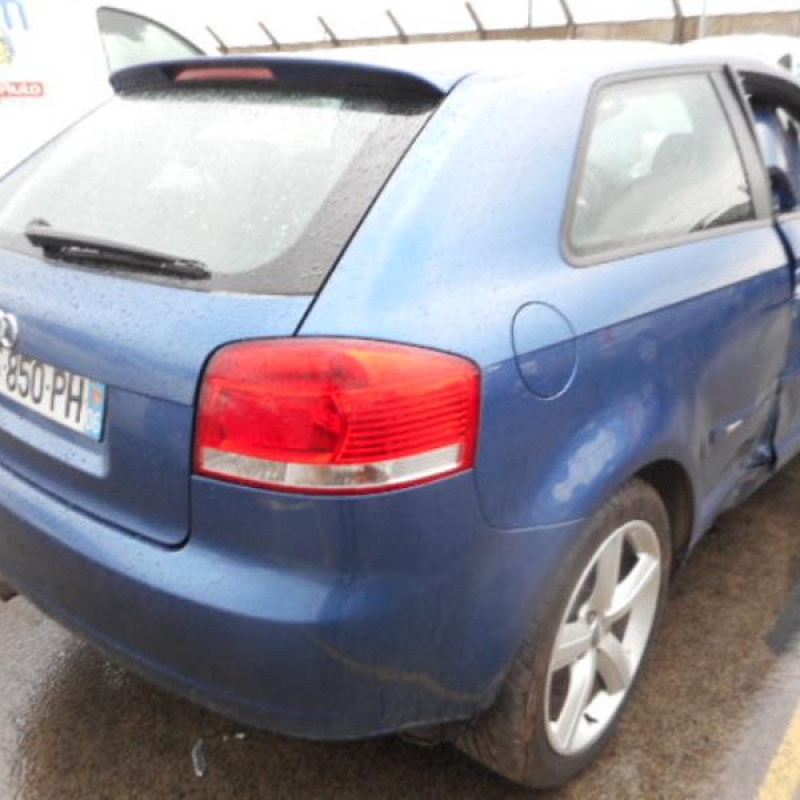 Trappe d'essence AUDI A3 2 Photo n°8