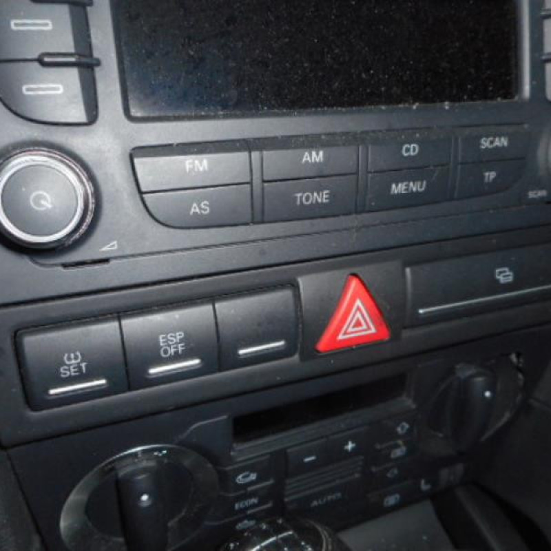 Trappe d'essence AUDI A3 2 Photo n°11