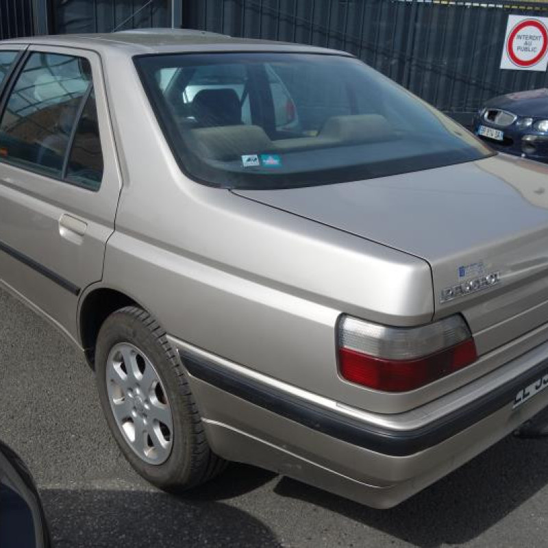 Porte arriere droit PEUGEOT 605 Photo n°7
