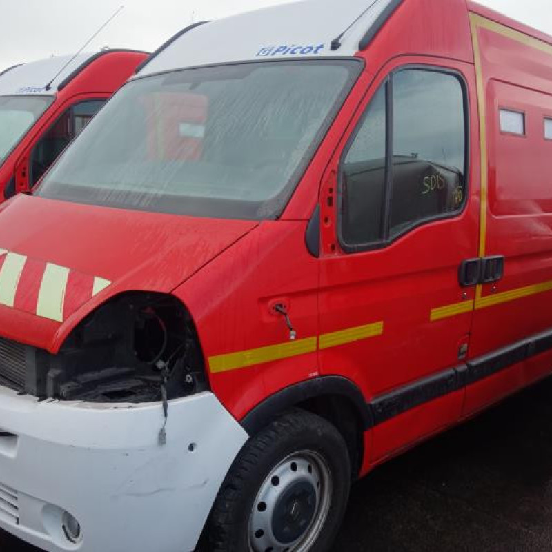 Crosse arriere droit RENAULT MASTER 2 Photo n°4