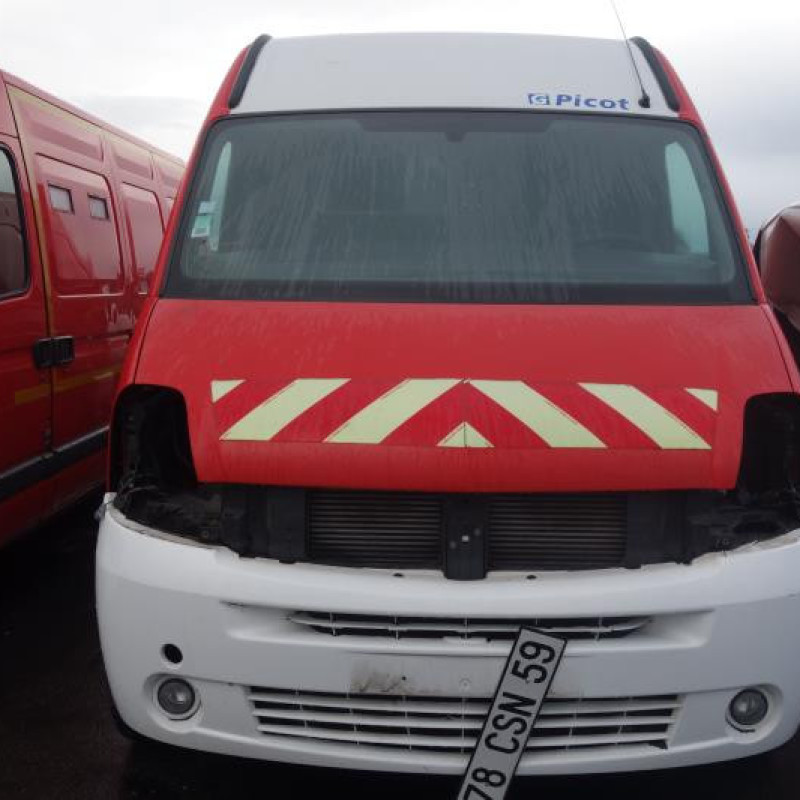 Crosse arriere droit RENAULT MASTER 2 Photo n°5