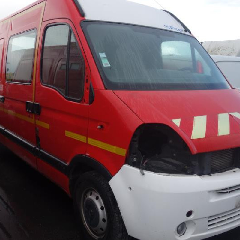 Crosse arriere droit RENAULT MASTER 2 Photo n°6