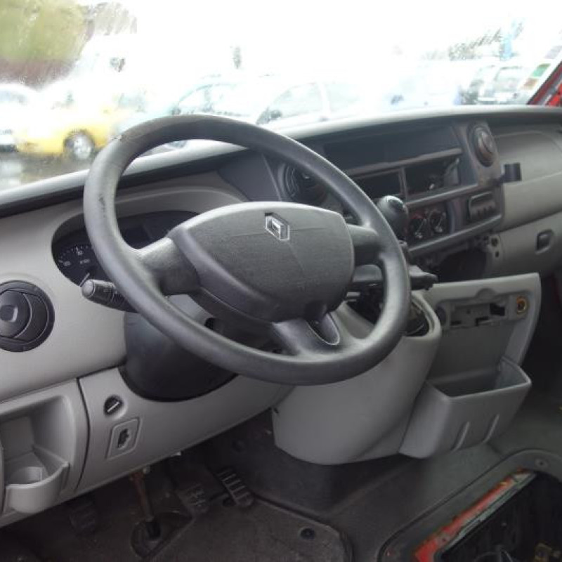 Crosse arriere droit RENAULT MASTER 2 Photo n°10
