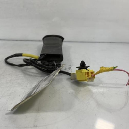 Attache ceinture avant droit OPEL ANTARA