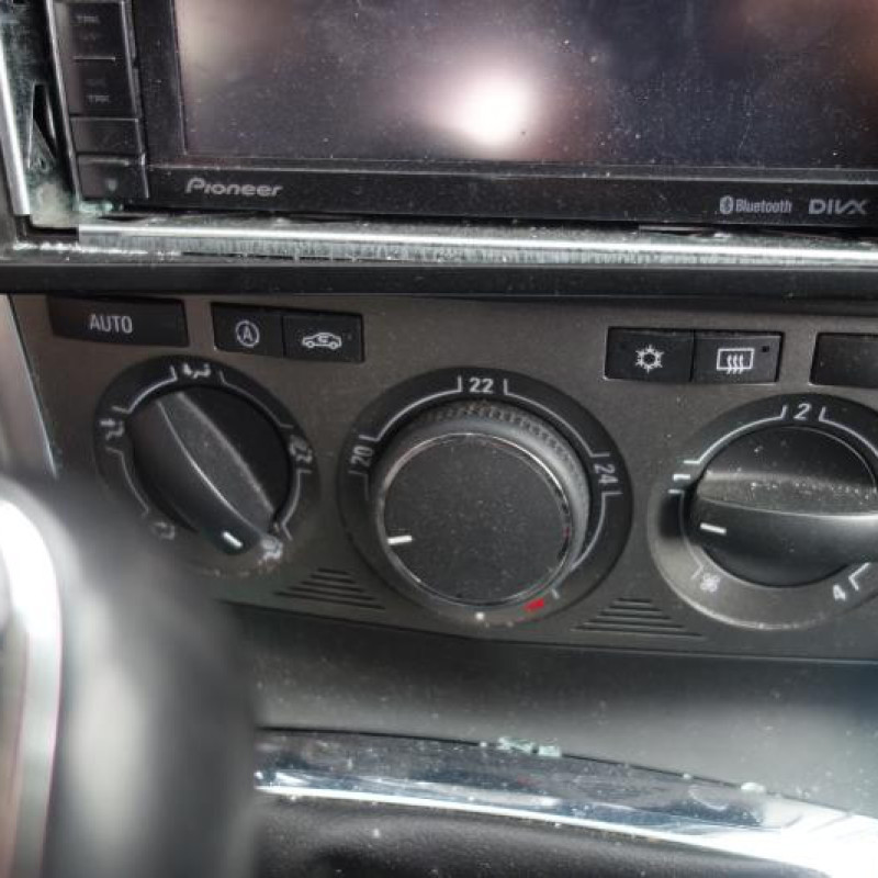 Boite a gants OPEL ANTARA Photo n°10