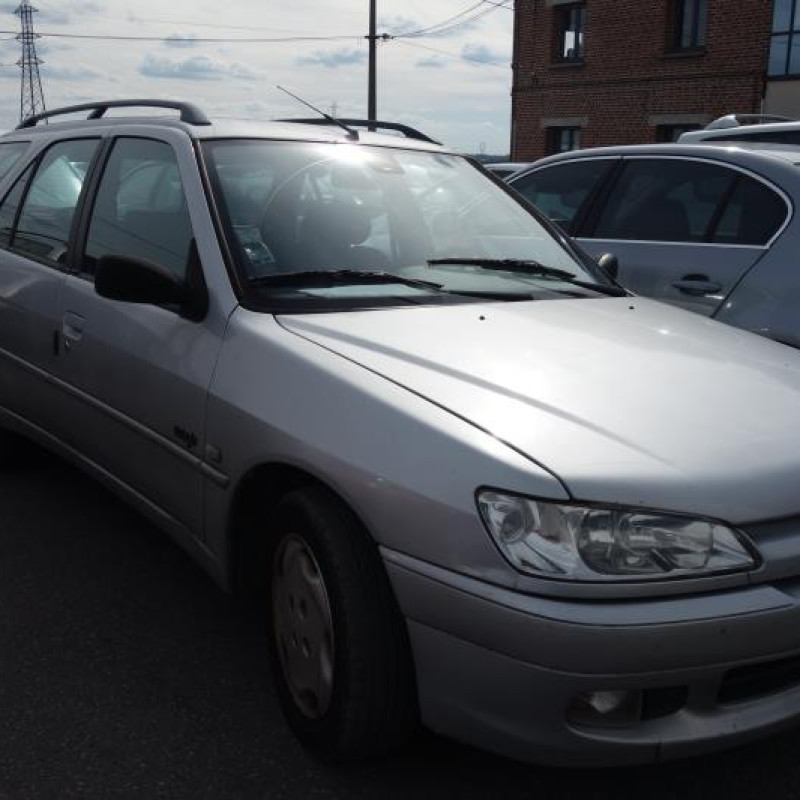 Serrure arriere droit PEUGEOT 306 Photo n°5