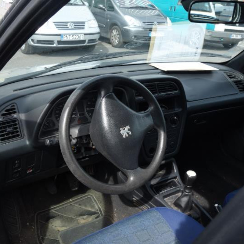 Serrure arriere droit PEUGEOT 306 Photo n°8