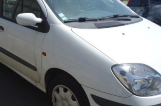 Pretensionneur de ceinture avant droit RENAULT SCENIC 1