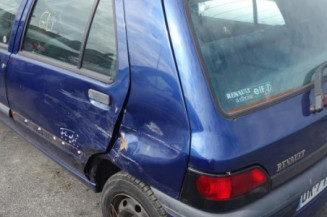 Pretensionneur de ceinture avant droit RENAULT CLIO 1