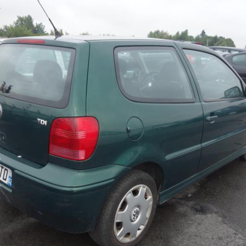 Pretensionneur de ceinture avant gauche VOLKSWAGEN POLO 3 Photo n°6
