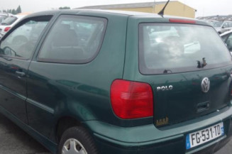Pretensionneur de ceinture avant gauche VOLKSWAGEN POLO 3