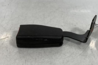 Attache ceinture arriere gauche HYUNDAI COUPE 2 Photo n°1