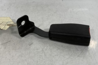 Attache ceinture arriere gauche HYUNDAI COUPE 2