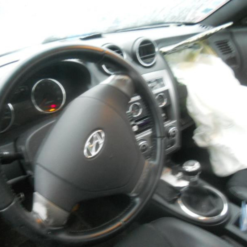 Ceinture arriere gauche HYUNDAI COUPE 2 Photo n°9