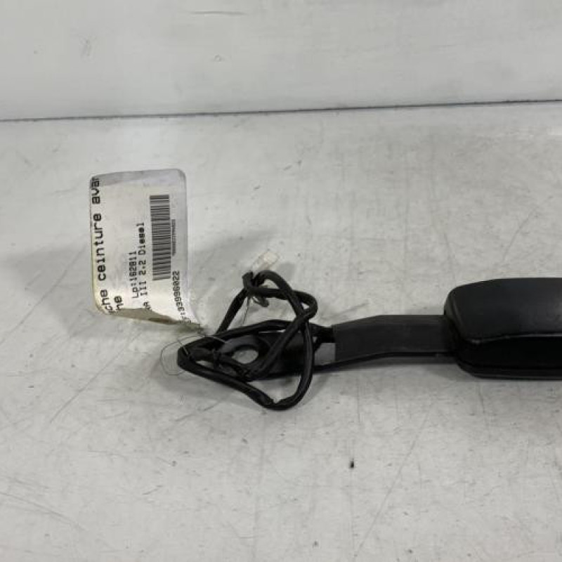 Attache ceinture avant gauche NISSAN PRIMERA 4 Photo n°3