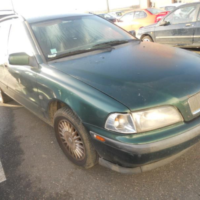 Malle/Hayon arriere VOLVO V 40 1 Photo n°4