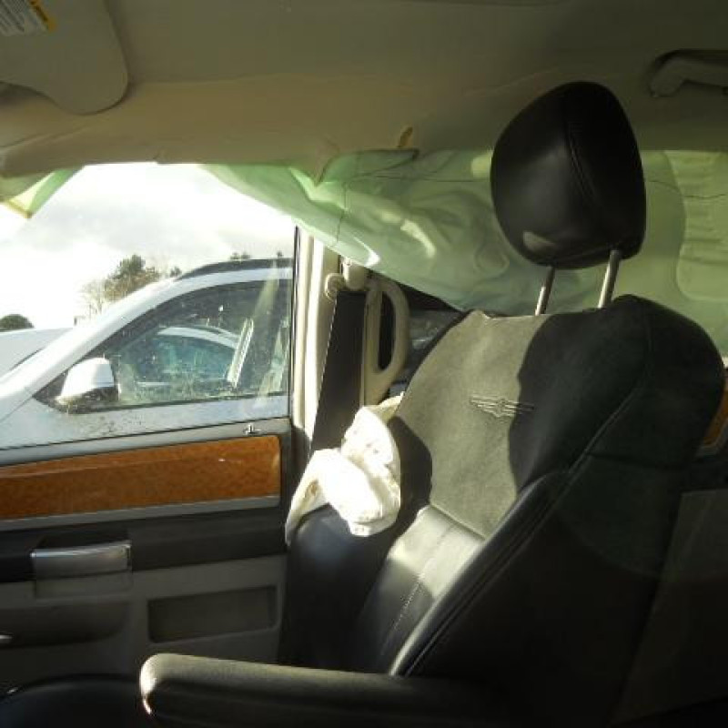 Trappe d'essence CHRYSLER GRAND VOYAGER 5 Photo n°9