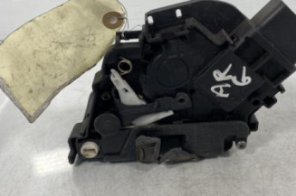 Serrure arriere gauche FORD MONDEO 3