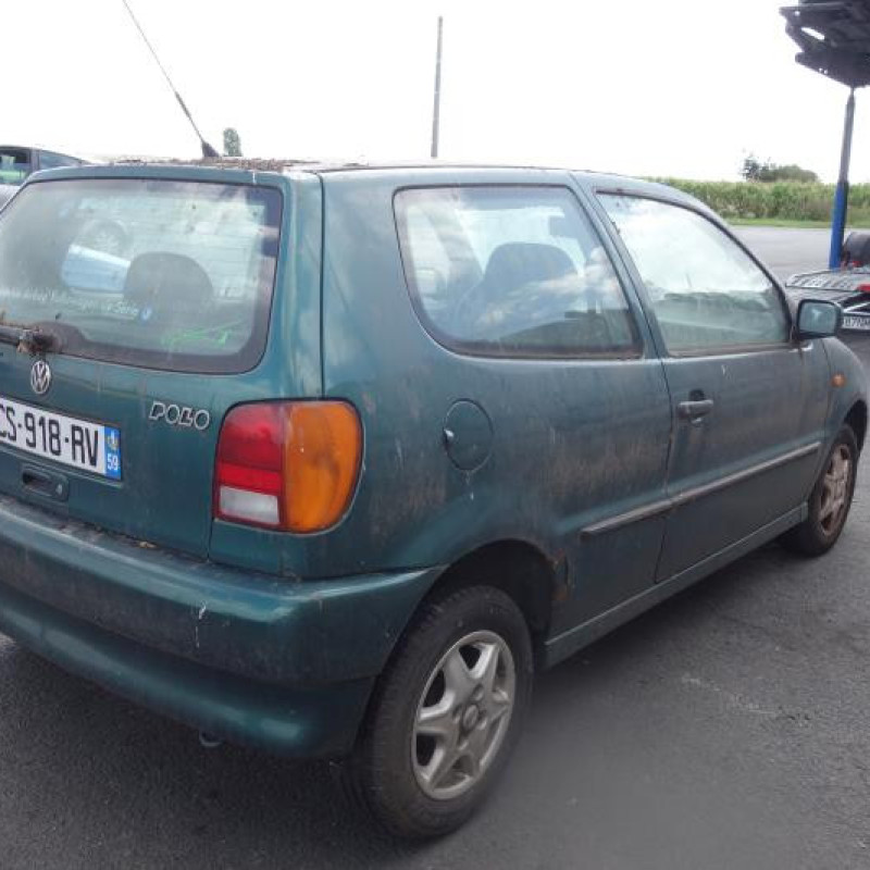 Feu arriere principal gauche (feux) VOLKSWAGEN POLO 3 Photo n°5