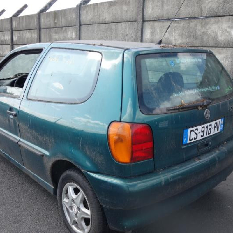 Feu arriere principal gauche (feux) VOLKSWAGEN POLO 3 Photo n°6