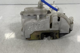 Serrure avant droit VOLKSWAGEN POLO 3