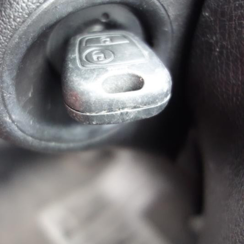Boite a gants PEUGEOT 206 Photo n°9