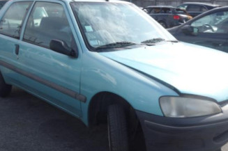 Aile avant droit PEUGEOT 106