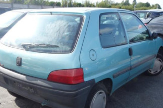 Aile avant droit PEUGEOT 106