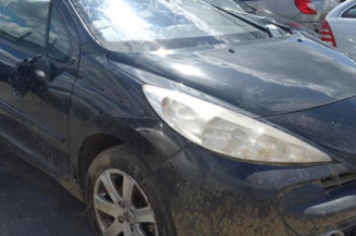 Pretensionneur de ceinture avant droit PEUGEOT 207