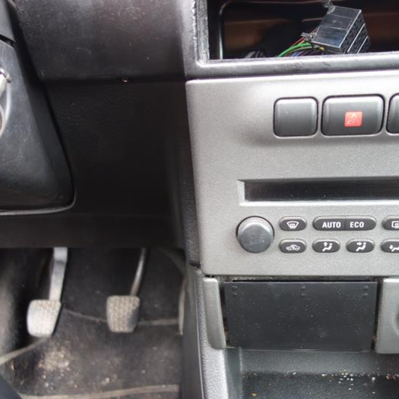 Calandre OPEL ZAFIRA A Photo n°7