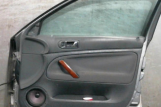 Porte avant droit VOLKSWAGEN PASSAT 4
