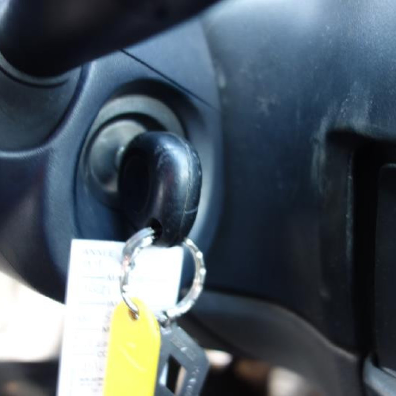 Pretensionneur de ceinture avant droit RENAULT MEGANE 1 Photo n°11