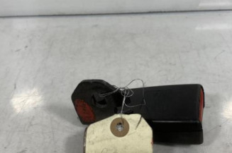 Attache ceinture arriere droit OPEL CORSA D