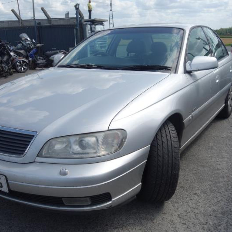 Malle/Hayon arriere OPEL OMEGA B Photo n°1