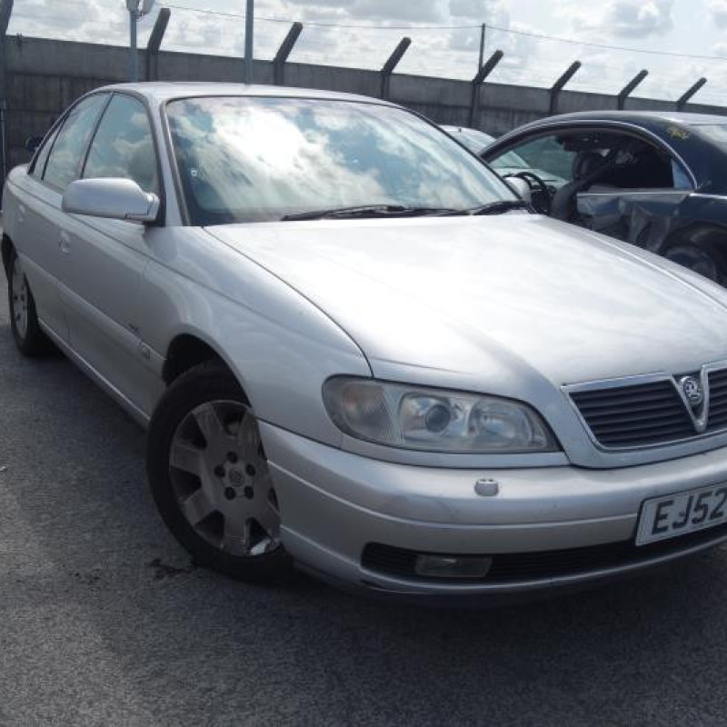 Malle/Hayon arriere OPEL OMEGA B Photo n°2