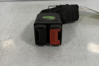 Attache ceinture arriere droit RENAULT MEGANE 1