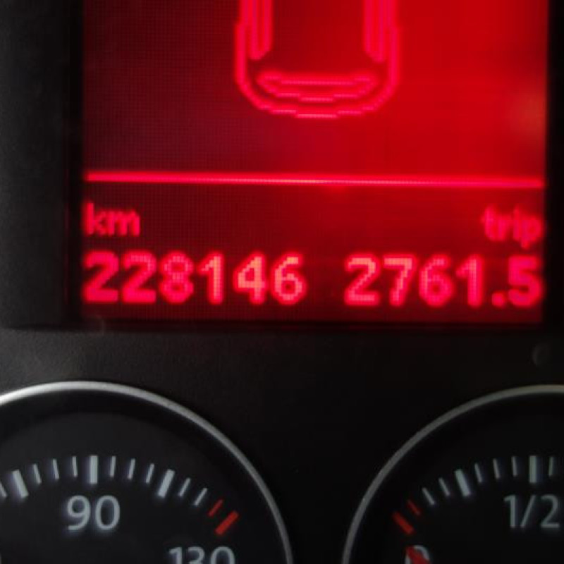 Renfort pare choc arriere (traverse) VOLKSWAGEN TOURAN 1 Photo n°9