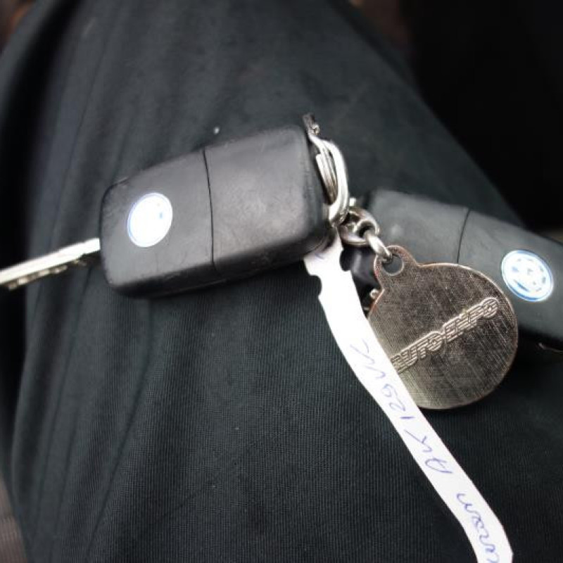 Renfort pare choc arriere (traverse) VOLKSWAGEN TOURAN 1 Photo n°10