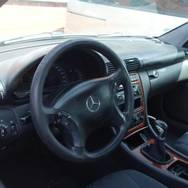 Fermeture de capot MERCEDES CLASSE C 203 Photo n°8