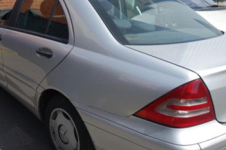 Serrure arriere droit MERCEDES CLASSE C 203