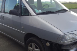 Feu arriere stop central PEUGEOT 806