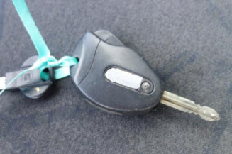 Feu arriere stop central PEUGEOT 806