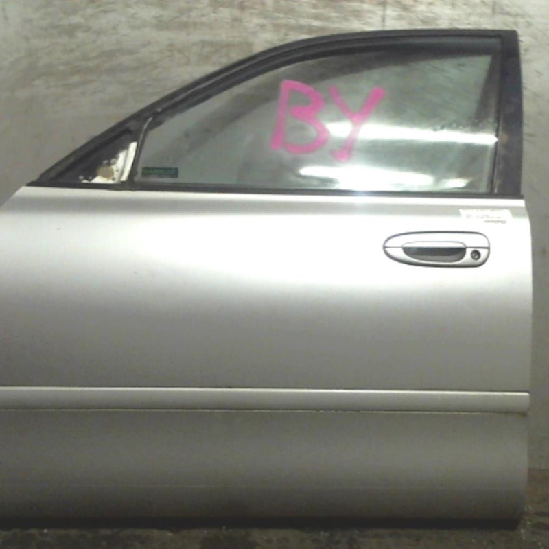 Porte avant gauche MAZDA 626 3 Photo n°1