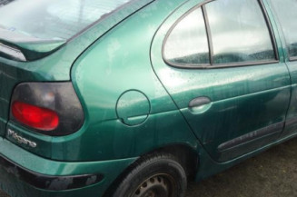 Serrure arriere droit RENAULT MEGANE 1