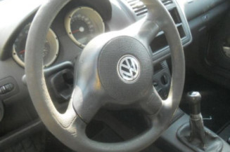 Pretensionneur de ceinture avant gauche VOLKSWAGEN POLO 3