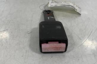 Attache ceinture avant droit PEUGEOT 206