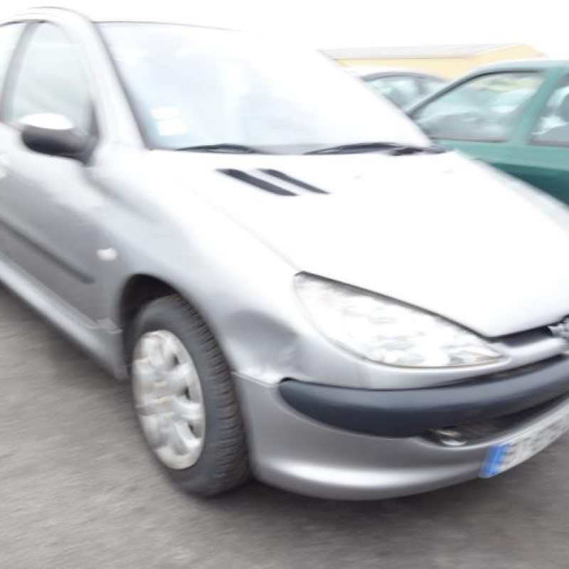Attache ceinture avant droit PEUGEOT 206 Photo n°5